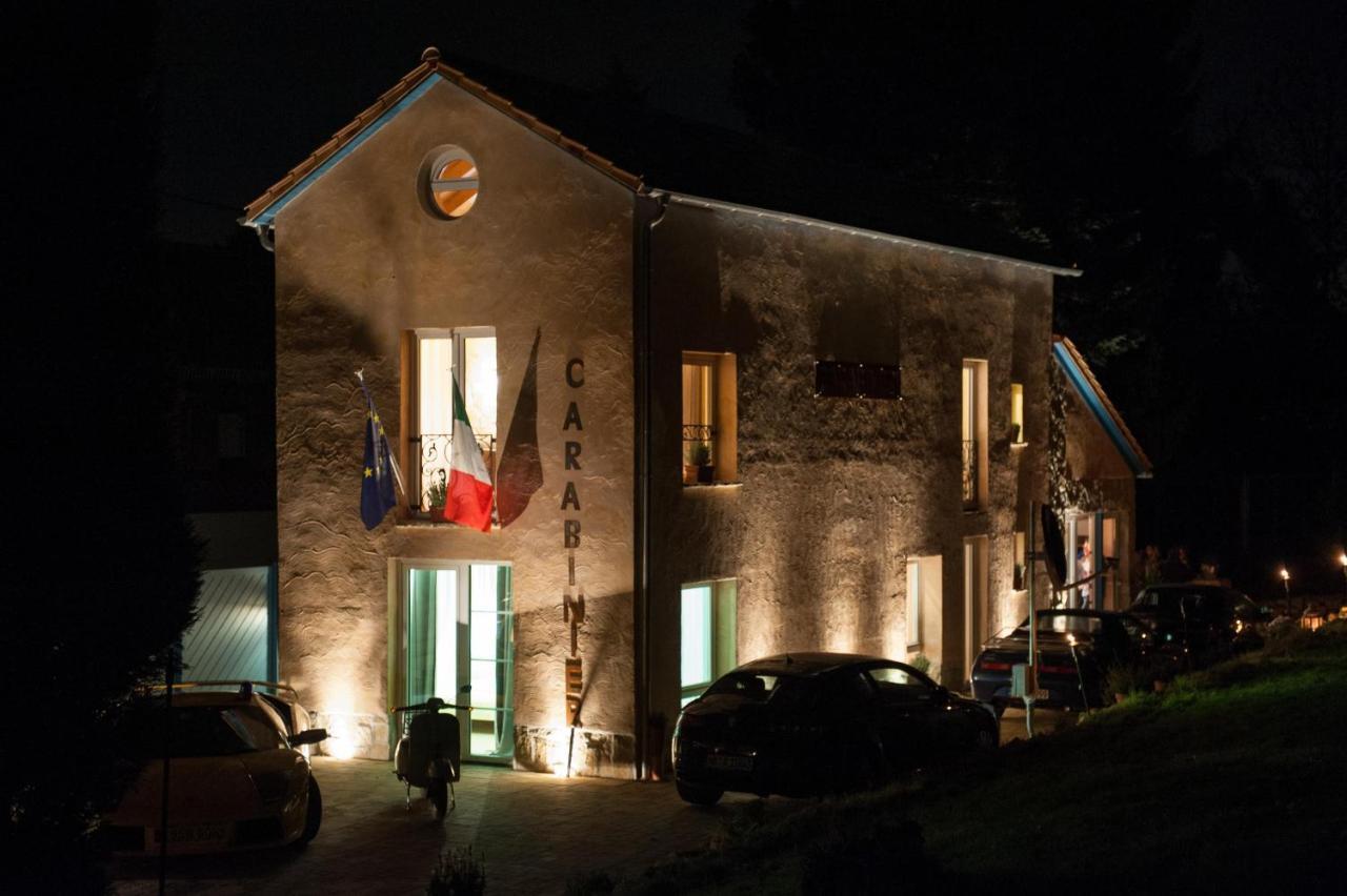 Casa Dei Carabinieri Hotell Merchweiler Exteriör bild